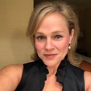 Meet your Posher, Denise